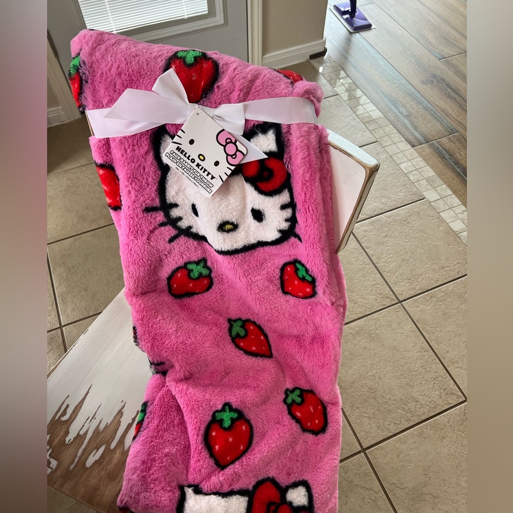 Hello kitty blankets very plush